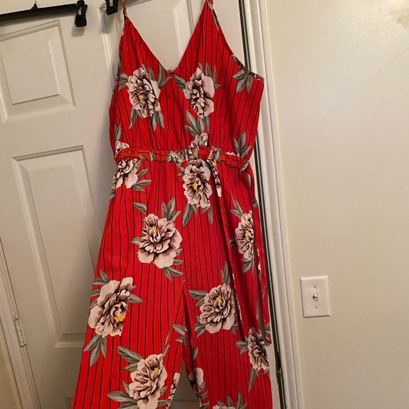 Jumper - Picture 2 of 3